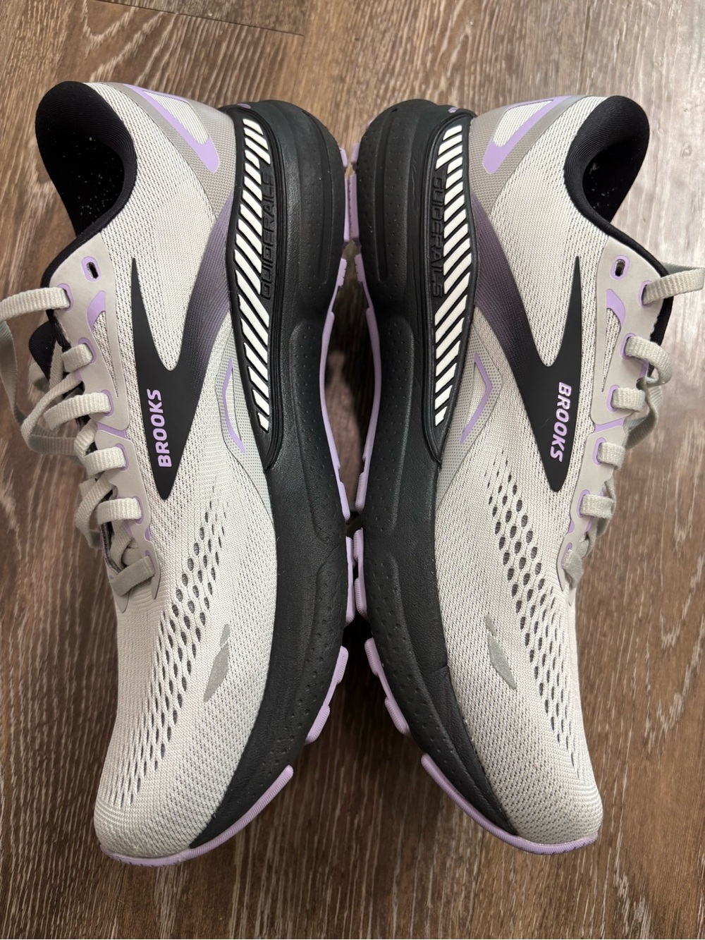 Brooks Adrenaline GTS 23 'Grey Purple' women’s size 11 Narrow (2A) running shoes - Picture 7 of 14